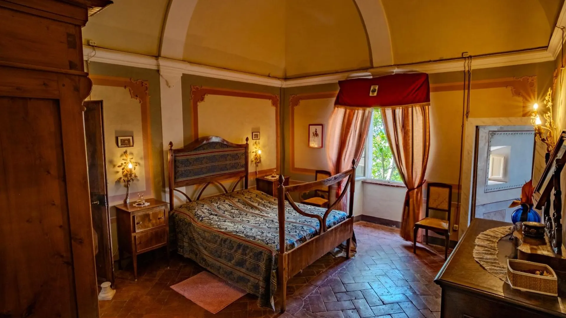 Castello Montelifre Villa Montisi 0*,  Italien