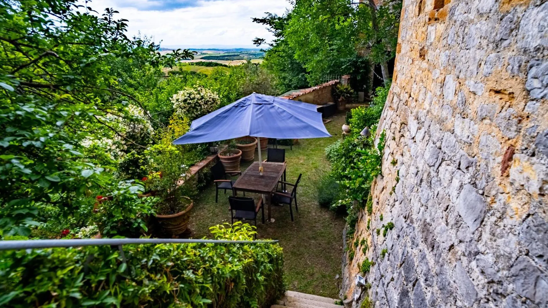 Castello Montelifre Villa Montisi Italy