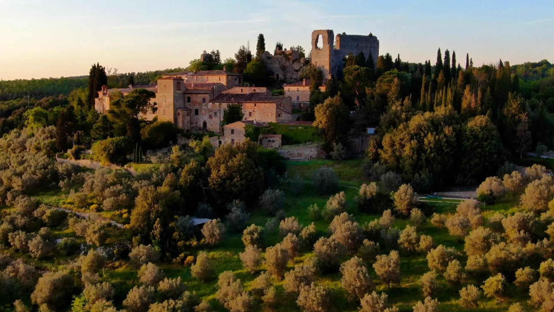 Castello Montelifre Villa Montisi Italy