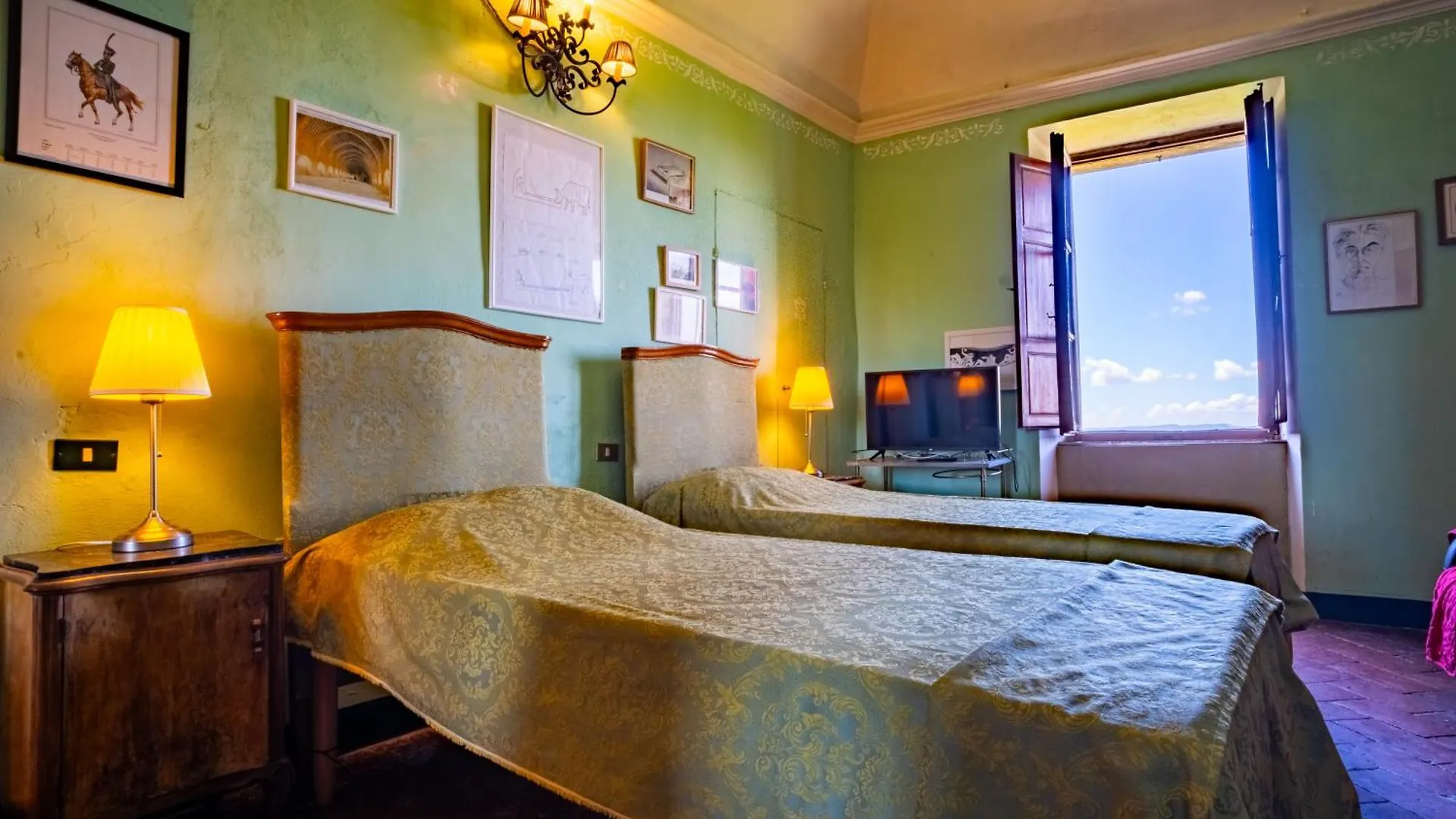 Castello Montelifre Villa Montisi