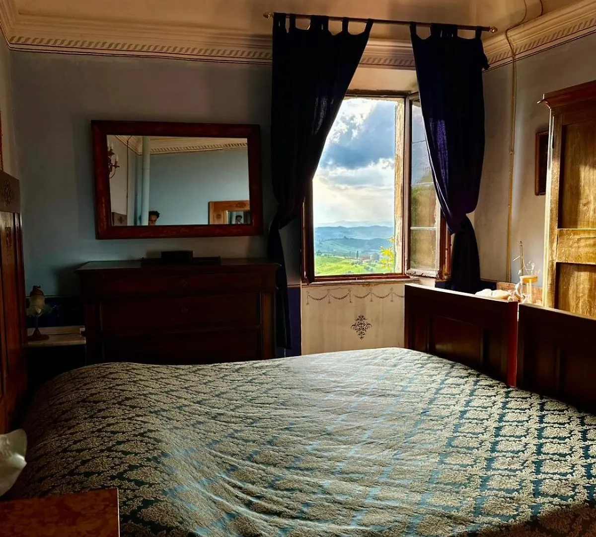 Castello Montelifre Villa Montisi 0*,