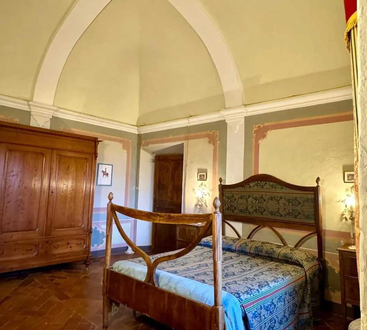 Castello Montelifre Villa Montisi